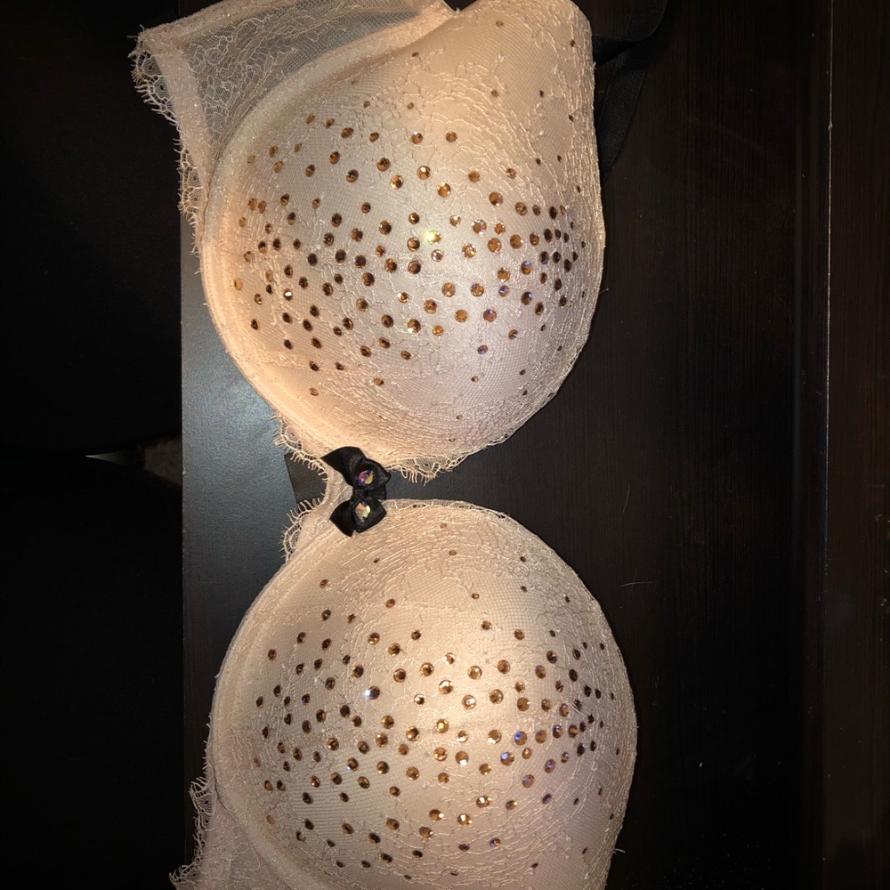 NBW - Victoria Secrets Bra 40 D